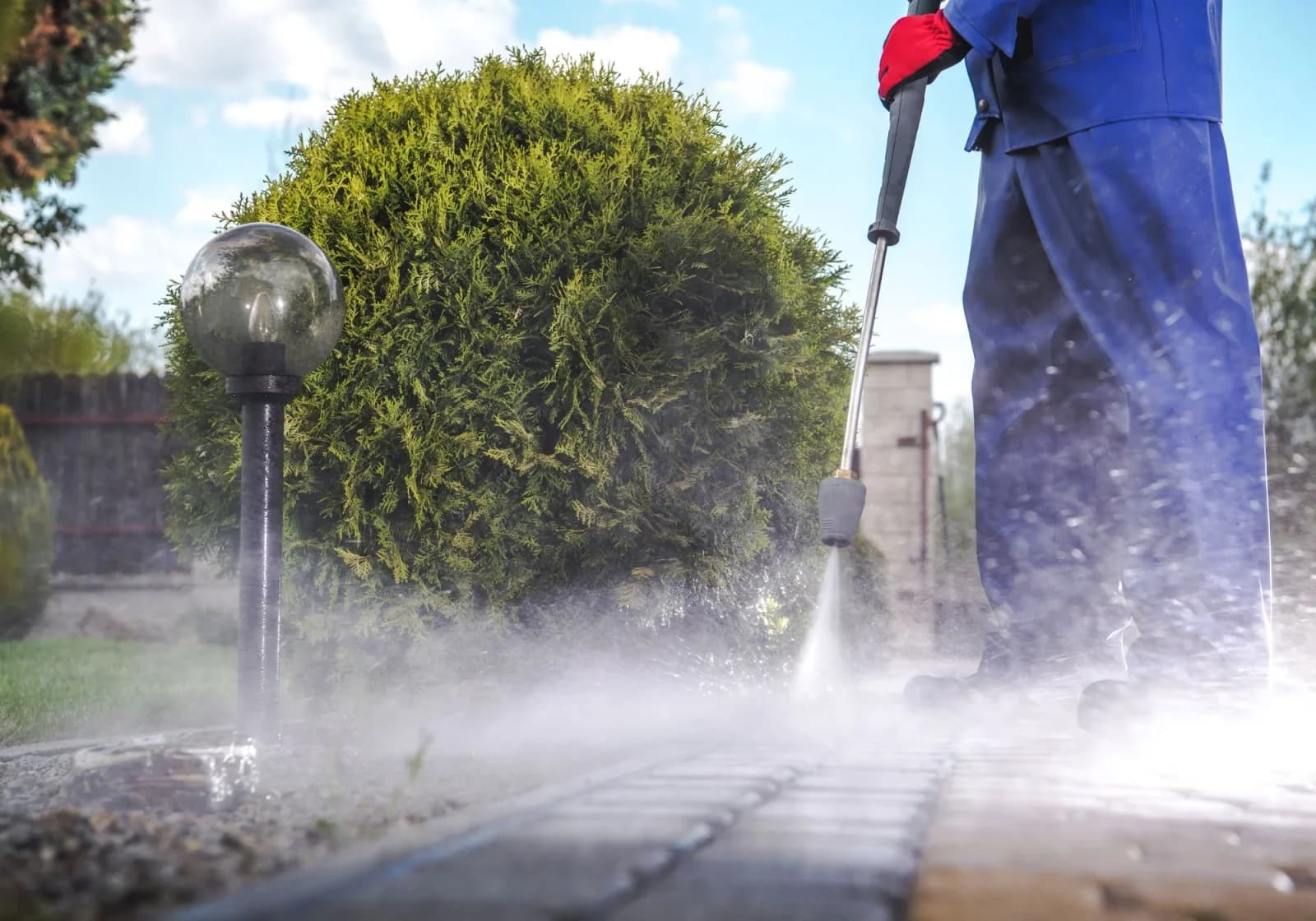 Pressure washing a parking surface by DECOMA Industries