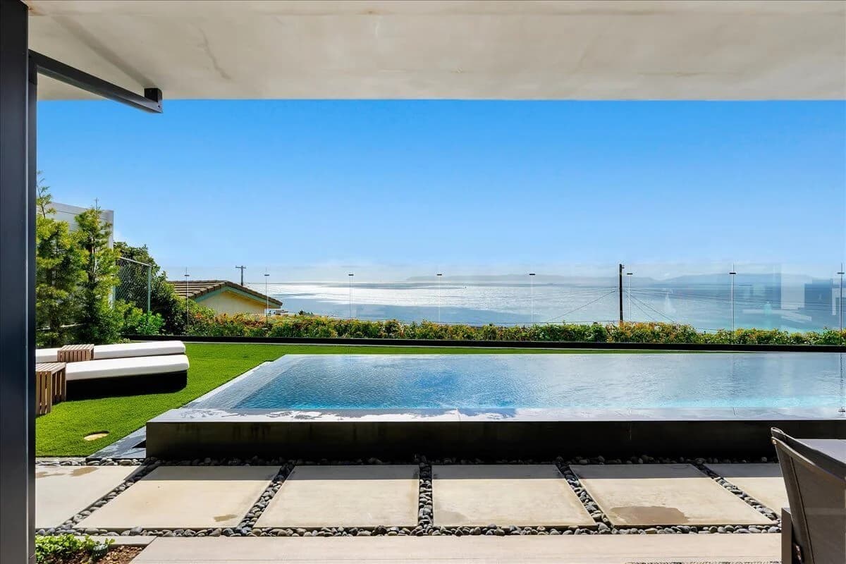 South Shores Home 14
