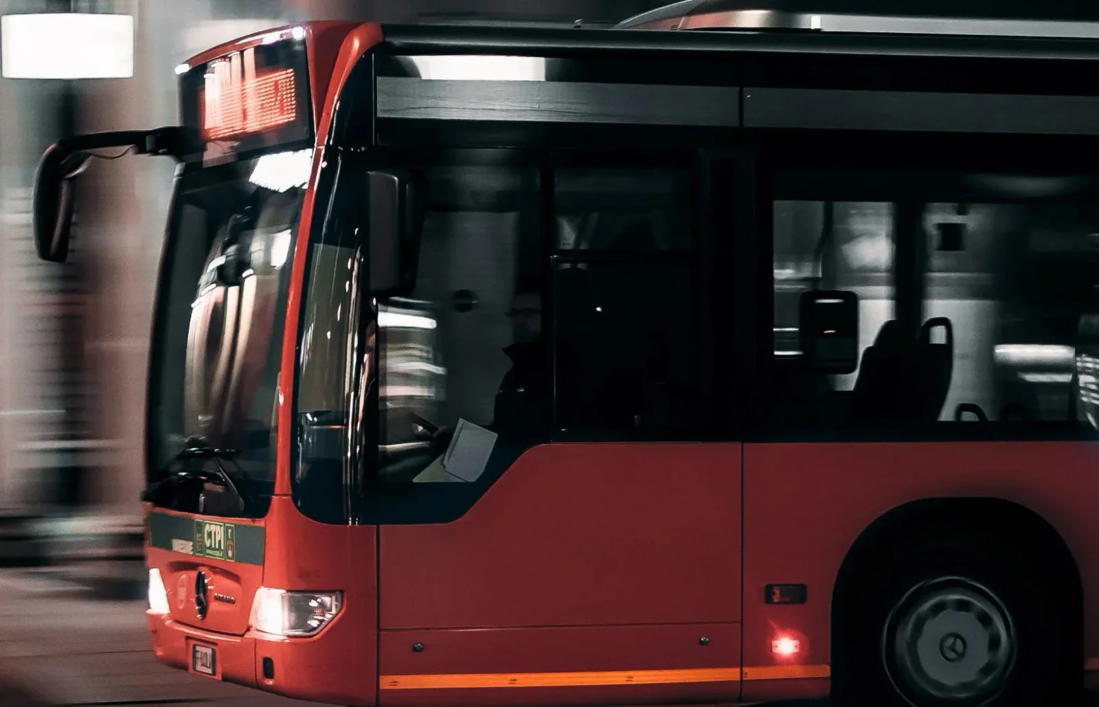 Electric transit bus served by DECOMA Industries charger installation
